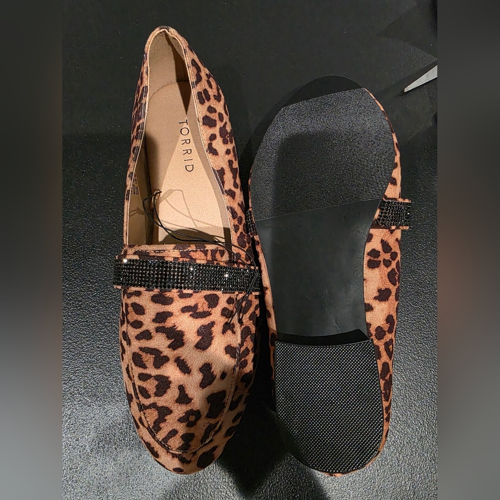 Torrid Leopard Print Loafers Flats Black Rhinestone Animal Print Women's 10 US - Picture 4 of 8